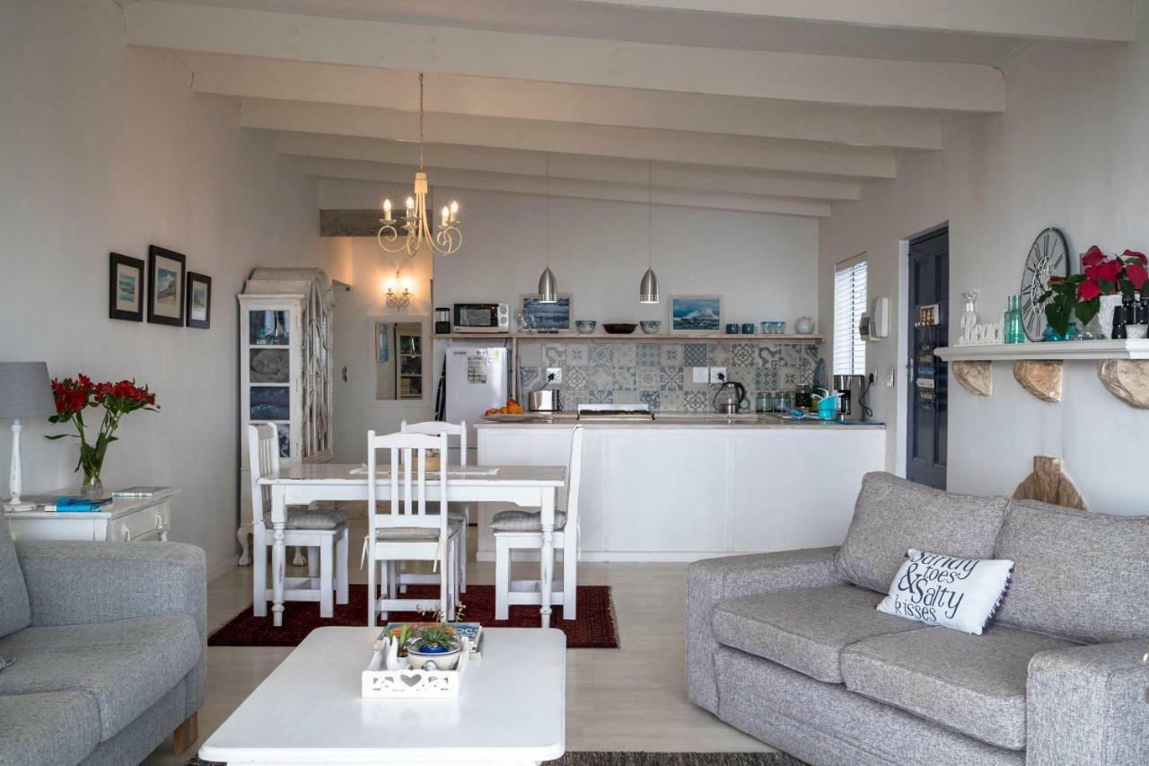 קומצ׳ייה Palm Villa Cottage מראה חיצוני תמונה